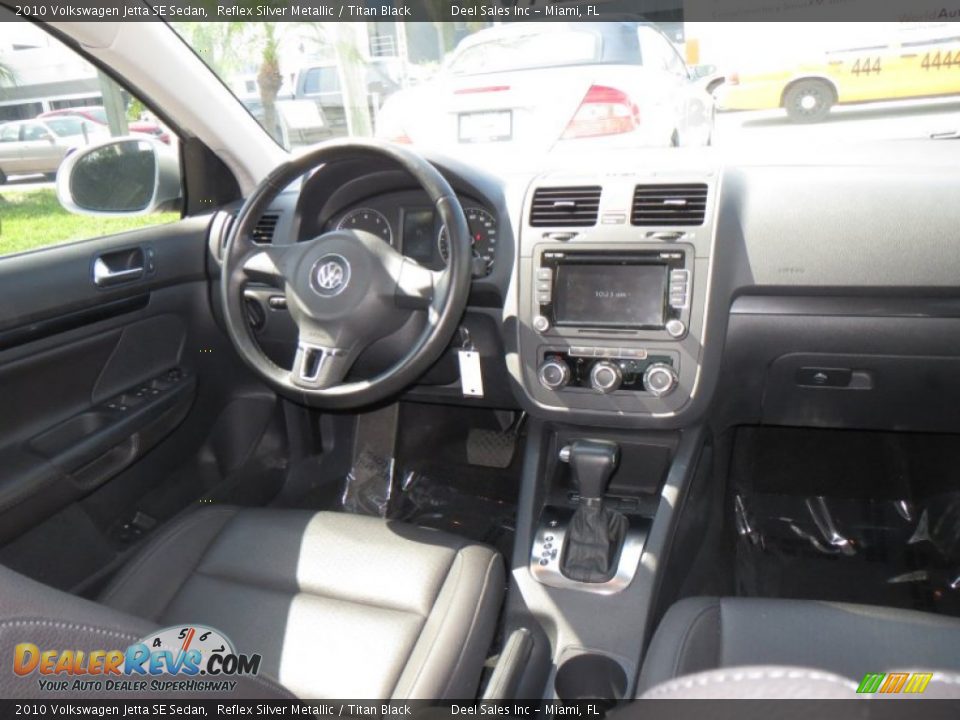 2010 Volkswagen Jetta SE Sedan Reflex Silver Metallic / Titan Black Photo #12