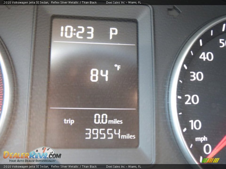 2010 Volkswagen Jetta SE Sedan Reflex Silver Metallic / Titan Black Photo #15