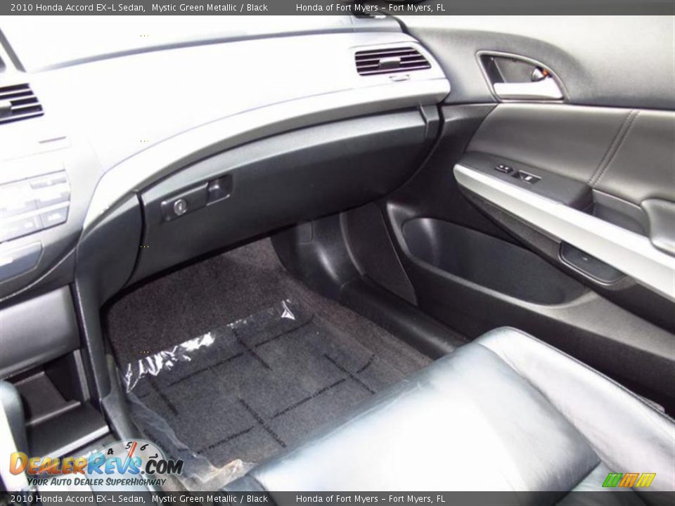 2010 Honda Accord EX-L Sedan Mystic Green Metallic / Black Photo #11