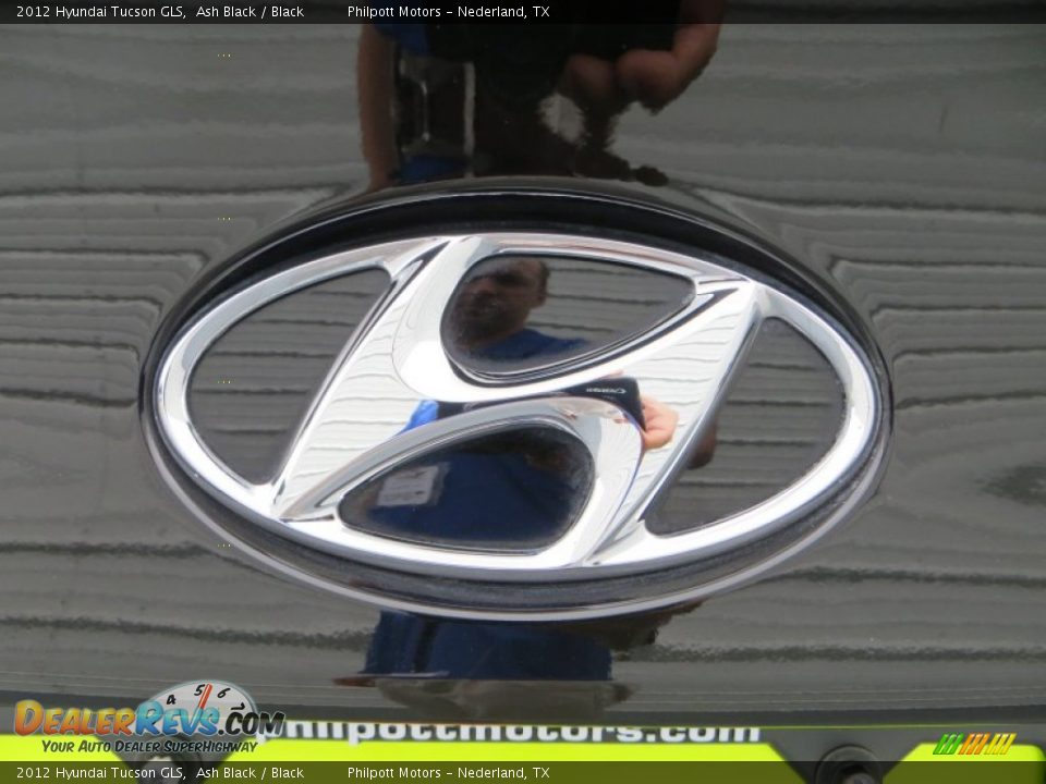 2012 Hyundai Tucson GLS Ash Black / Black Photo #17