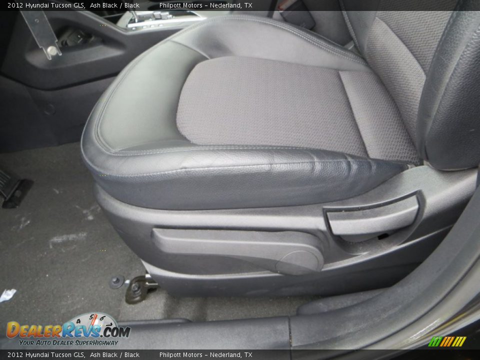 2012 Hyundai Tucson GLS Ash Black / Black Photo #32