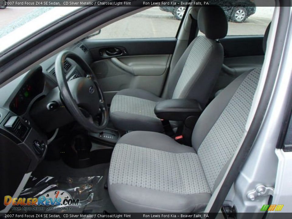 Charcoal/Light Flint Interior - 2007 Ford Focus ZX4 SE Sedan Photo #11