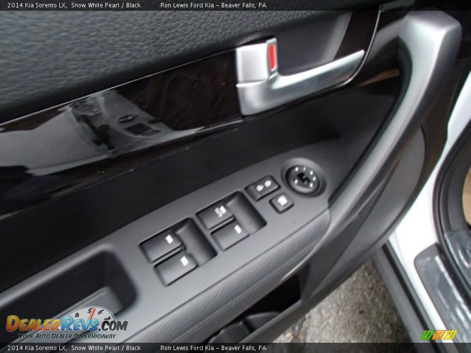 2014 Kia Sorento LX Snow White Pearl / Black Photo #15