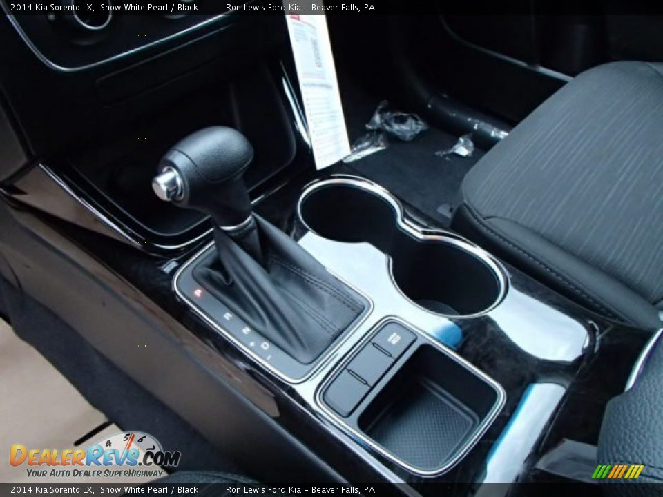 2014 Kia Sorento LX Snow White Pearl / Black Photo #18