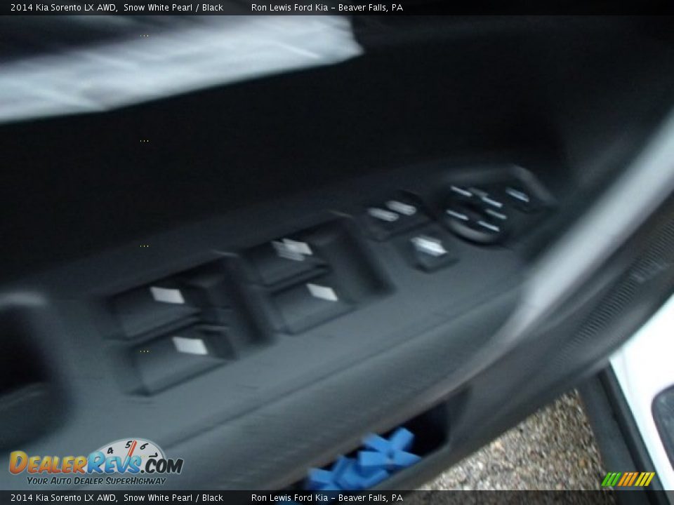 2014 Kia Sorento LX AWD Snow White Pearl / Black Photo #15