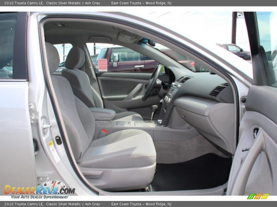 2010 Toyota Camry LE Classic Silver Metallic / Ash Gray Photo #8