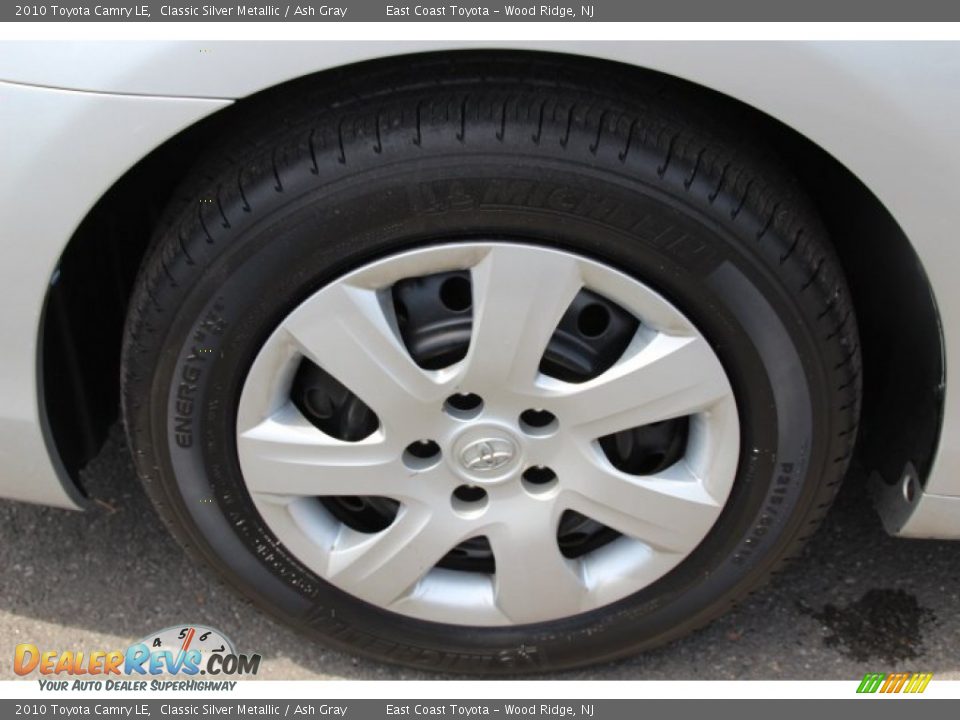 2010 Toyota Camry LE Classic Silver Metallic / Ash Gray Photo #14