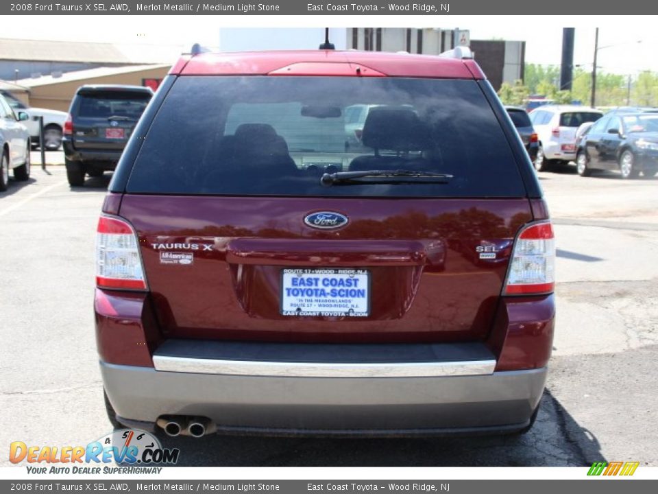 2008 Ford Taurus X SEL AWD Merlot Metallic / Medium Light Stone Photo #5