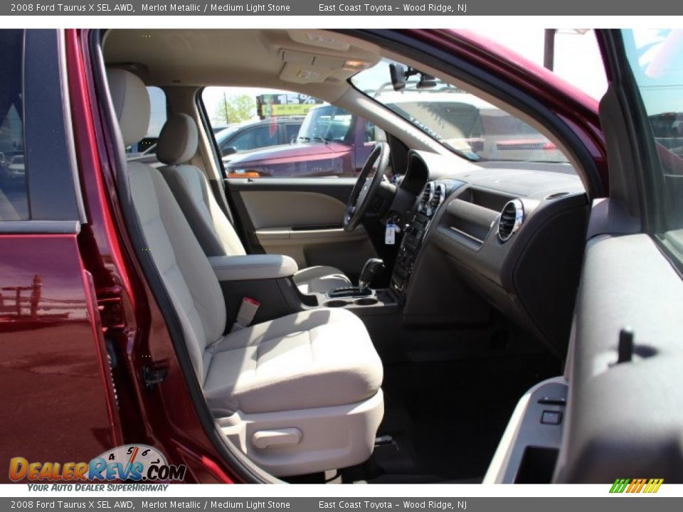 2008 Ford Taurus X SEL AWD Merlot Metallic / Medium Light Stone Photo #8