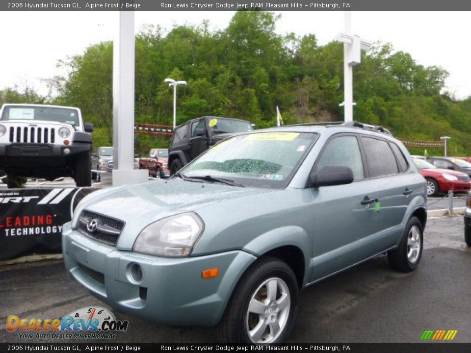2006 Hyundai Tucson GL Alpine Frost / Beige Photo #1