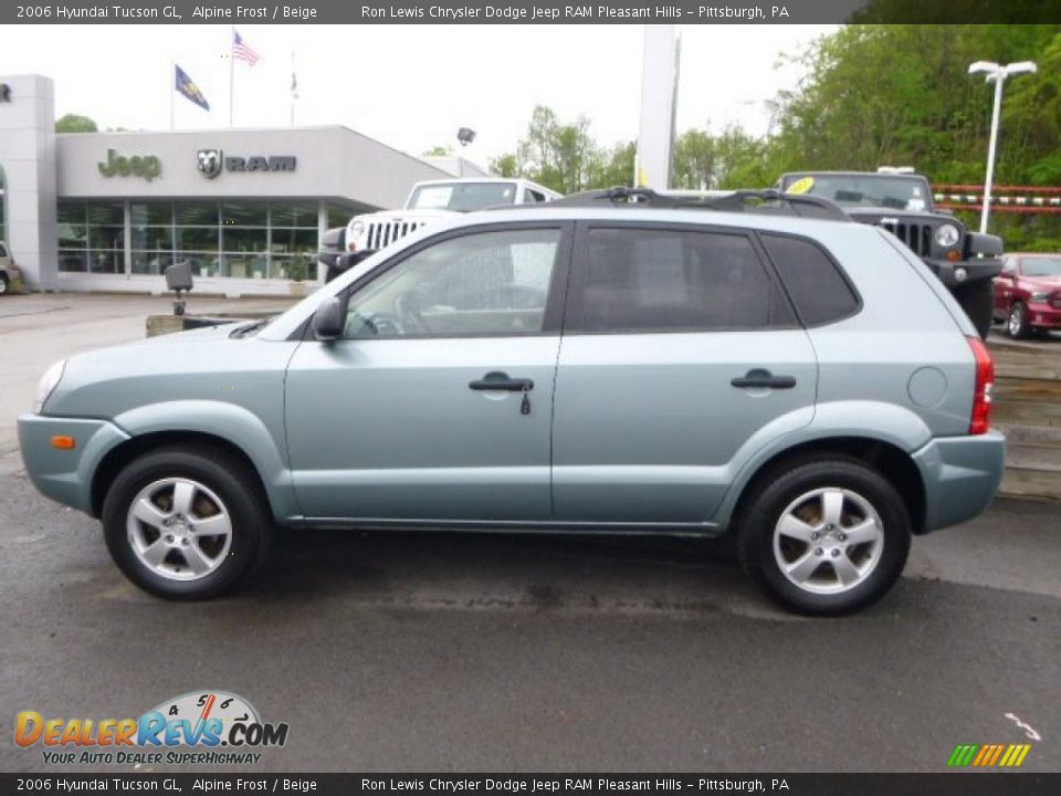 2006 Hyundai Tucson GL Alpine Frost / Beige Photo #2