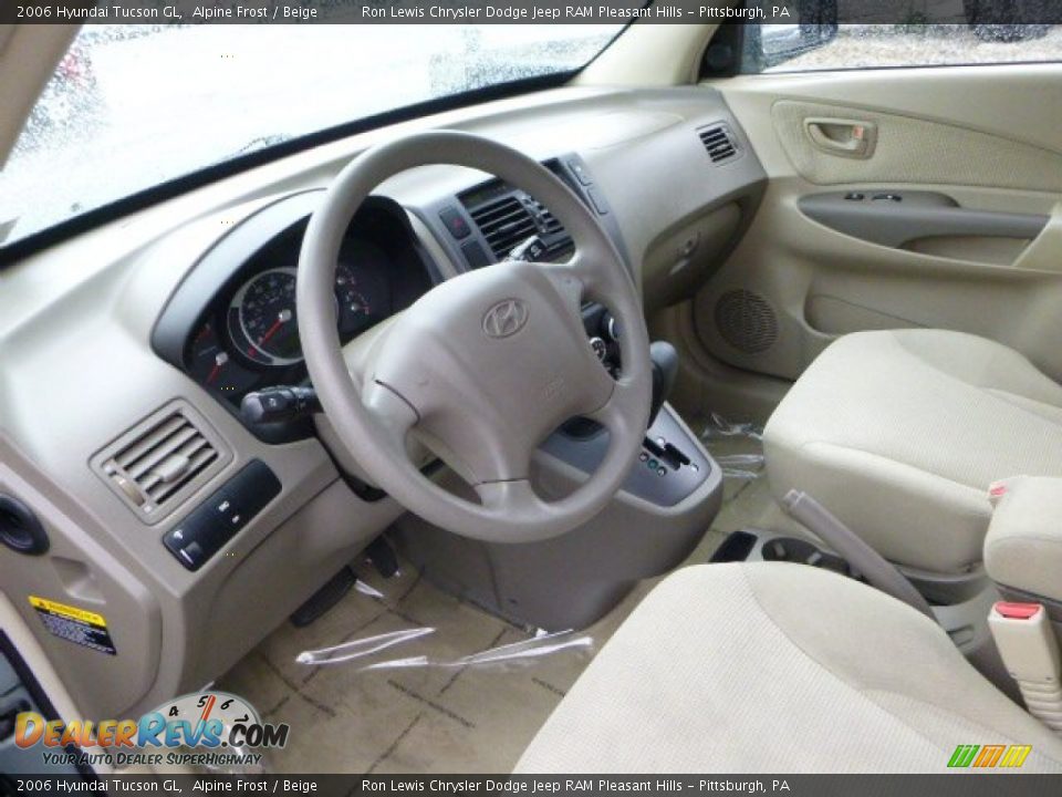 2006 Hyundai Tucson GL Alpine Frost / Beige Photo #14