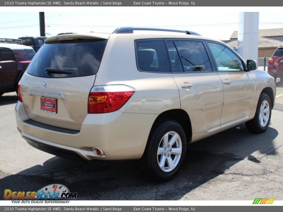 2010 Toyota Highlander SE 4WD Sandy Beach Metallic / Sand Beige Photo #4
