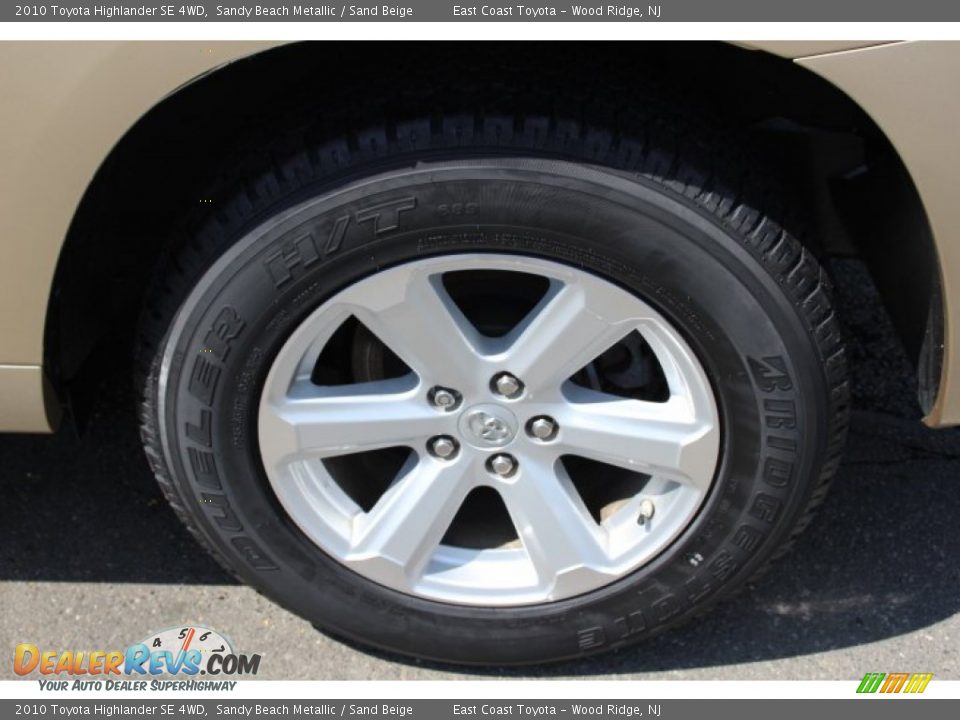 2010 Toyota Highlander SE 4WD Sandy Beach Metallic / Sand Beige Photo #14