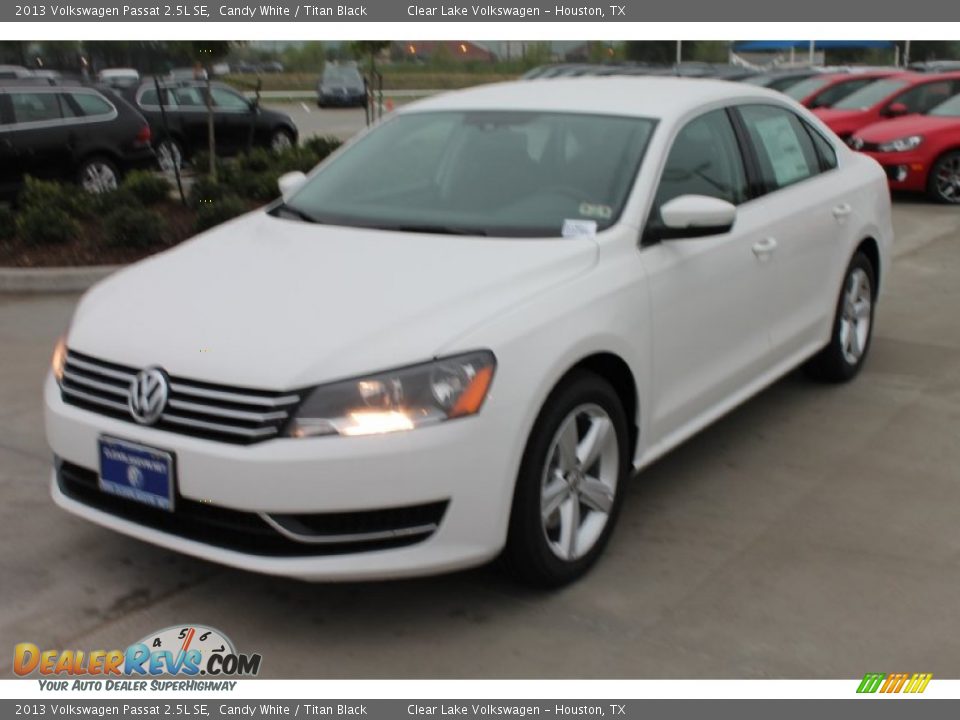 2013 Volkswagen Passat 2.5L SE Candy White / Titan Black Photo #3
