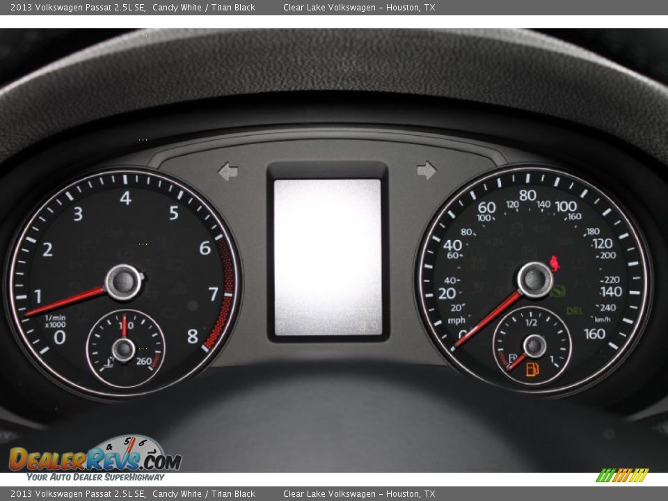 2013 Volkswagen Passat 2.5L SE Candy White / Titan Black Photo #23