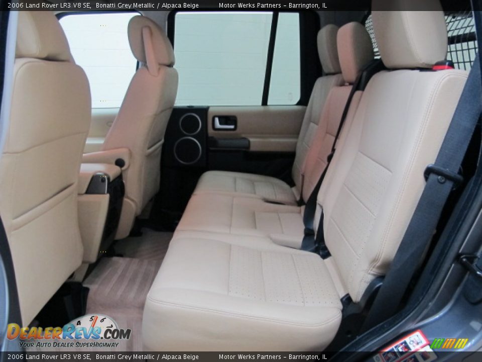 Rear Seat of 2006 Land Rover LR3 V8 SE Photo #16