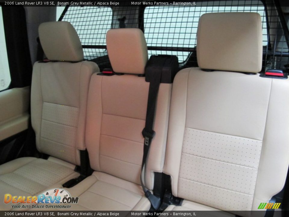 Rear Seat of 2006 Land Rover LR3 V8 SE Photo #17