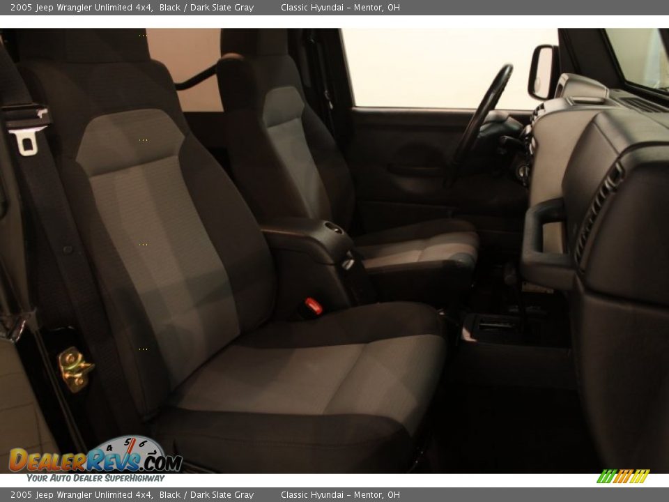 2005 Jeep Wrangler Unlimited 4x4 Black / Dark Slate Gray Photo #10