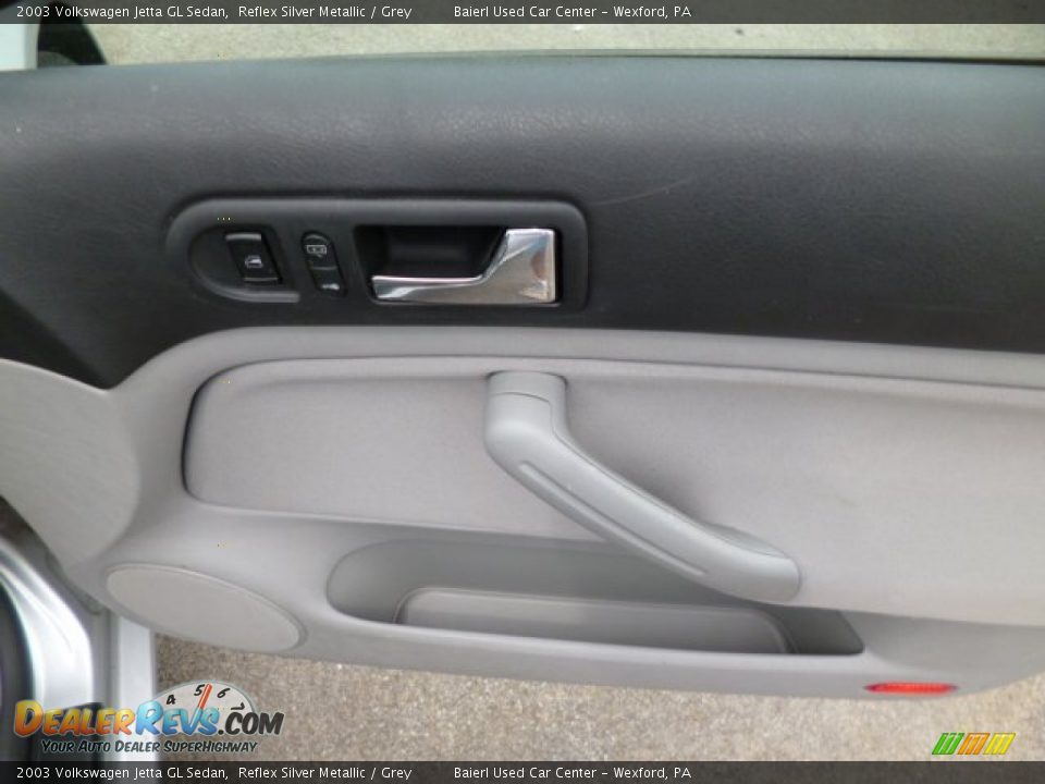2003 Volkswagen Jetta GL Sedan Reflex Silver Metallic / Grey Photo #11