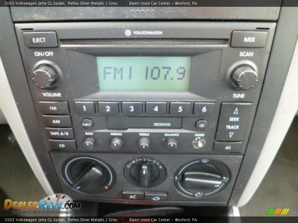 2003 Volkswagen Jetta GL Sedan Reflex Silver Metallic / Grey Photo #19