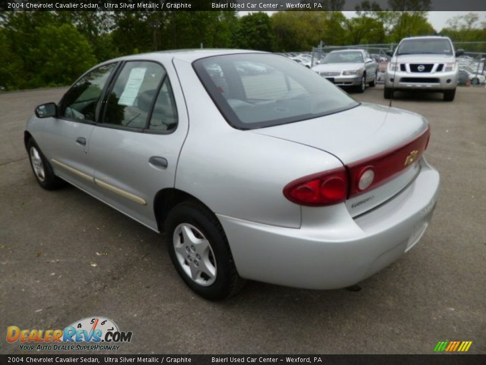 Ultra Silver Metallic 2004 Chevrolet Cavalier Sedan Photo #5