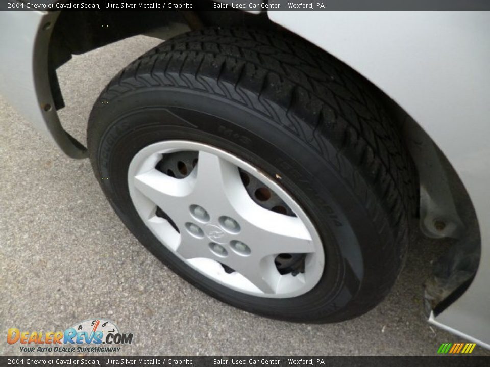 2004 Chevrolet Cavalier Sedan Wheel Photo #9