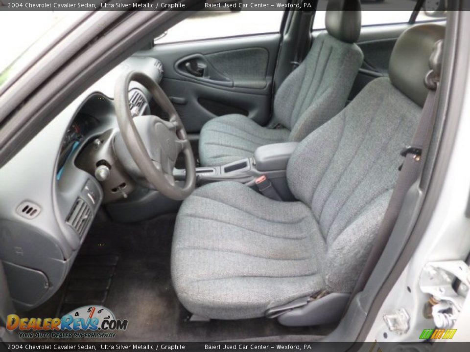 Graphite Interior - 2004 Chevrolet Cavalier Sedan Photo #15