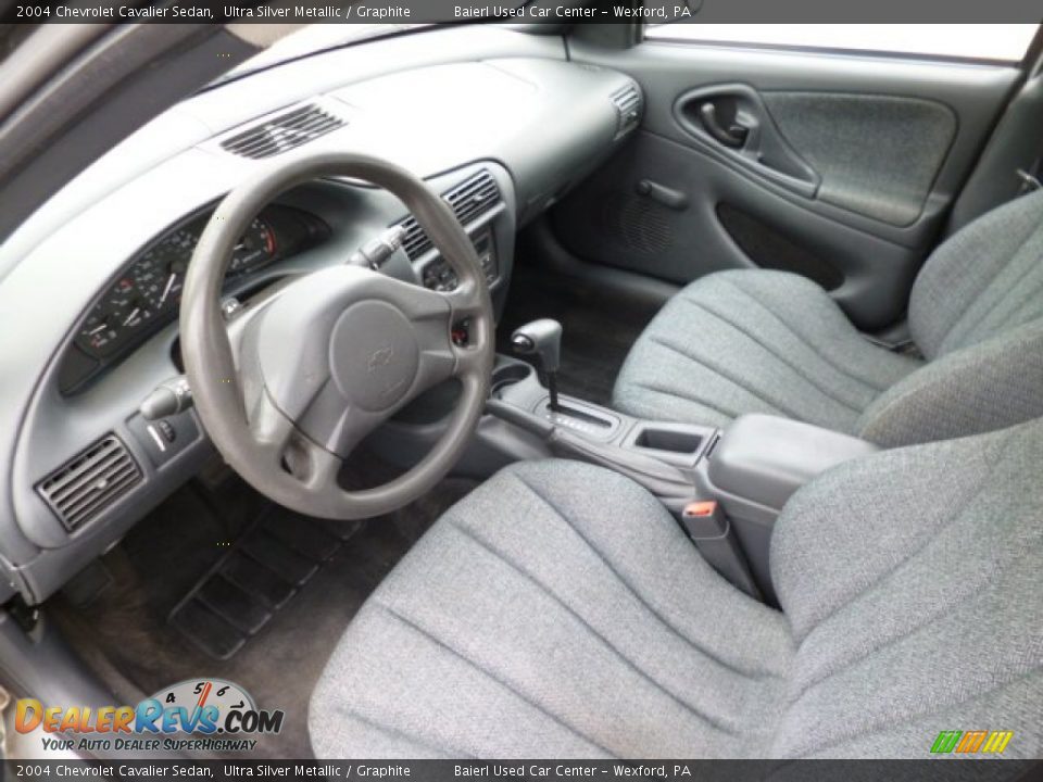 Graphite Interior - 2004 Chevrolet Cavalier Sedan Photo #16