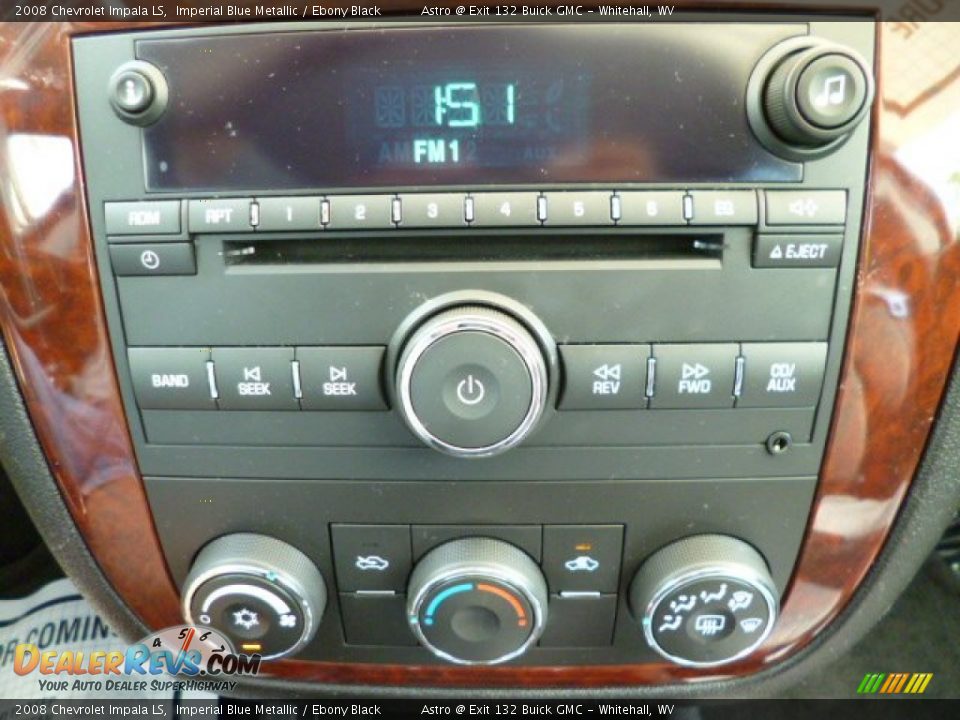 Controls of 2008 Chevrolet Impala LS Photo #19