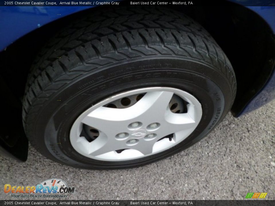 2005 Chevrolet Cavalier Coupe Arrival Blue Metallic / Graphite Gray Photo #9