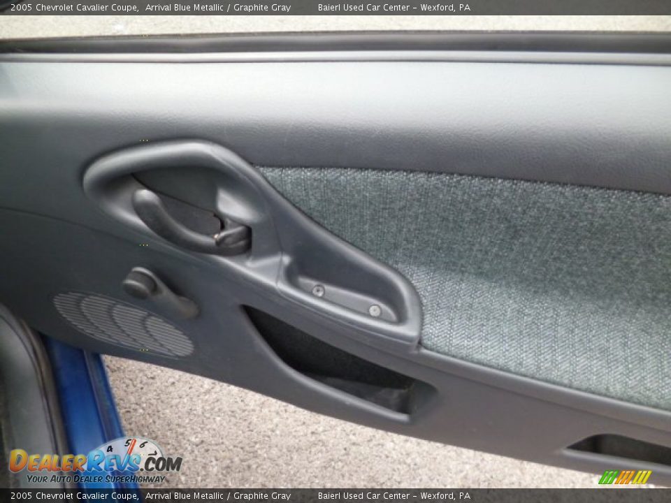 2005 Chevrolet Cavalier Coupe Arrival Blue Metallic / Graphite Gray Photo #11