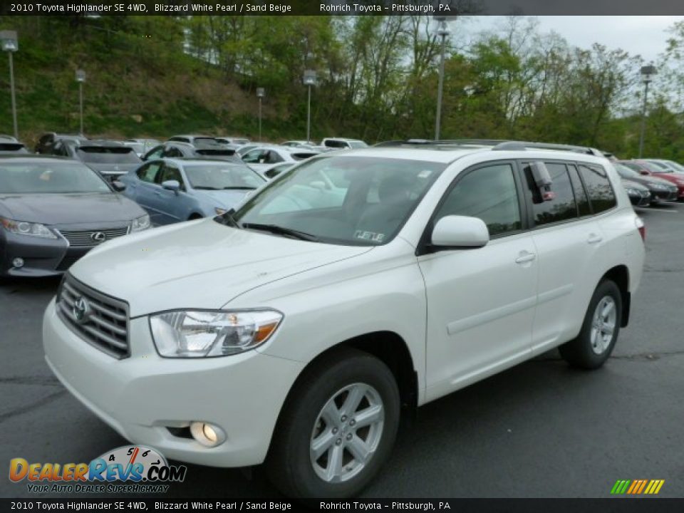 2010 Toyota Highlander SE 4WD Blizzard White Pearl / Sand Beige Photo #3