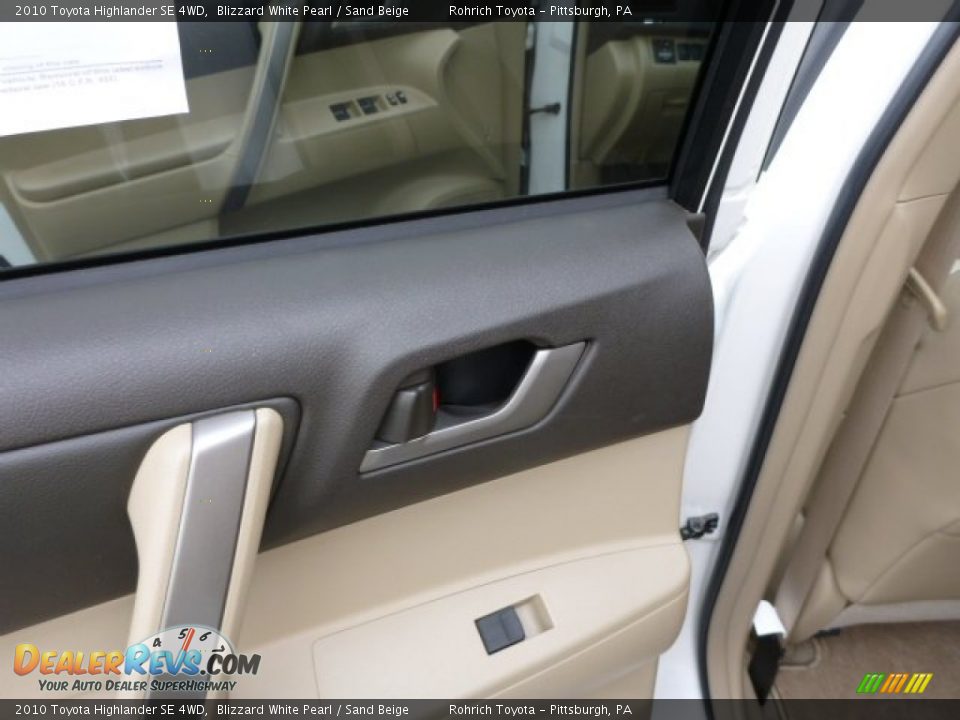 2010 Toyota Highlander SE 4WD Blizzard White Pearl / Sand Beige Photo #15