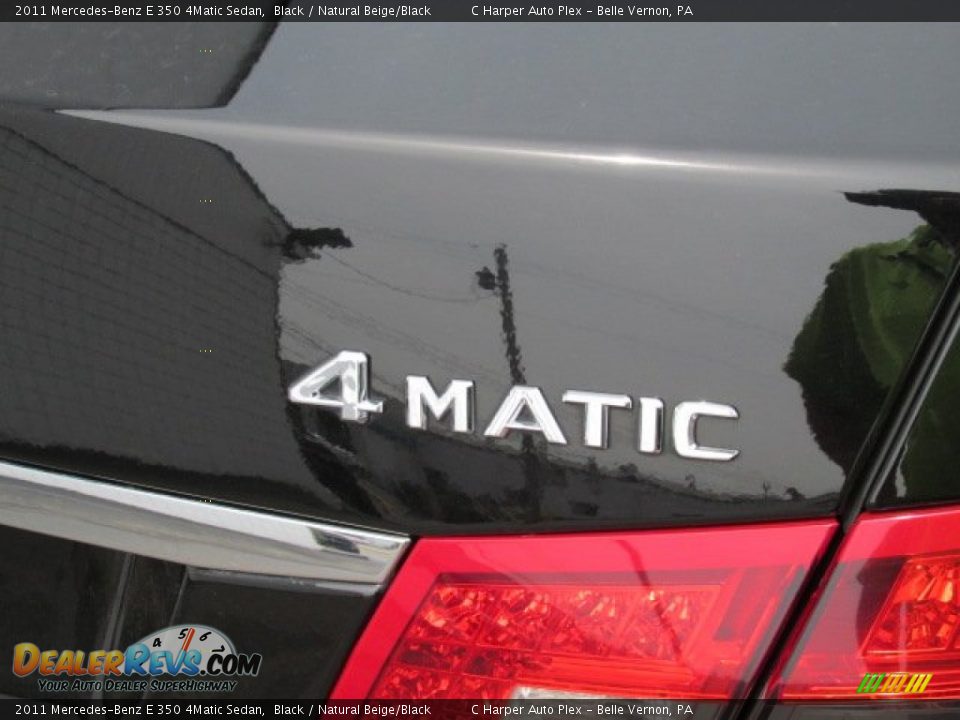 2011 Mercedes-Benz E 350 4Matic Sedan Black / Natural Beige/Black Photo #10