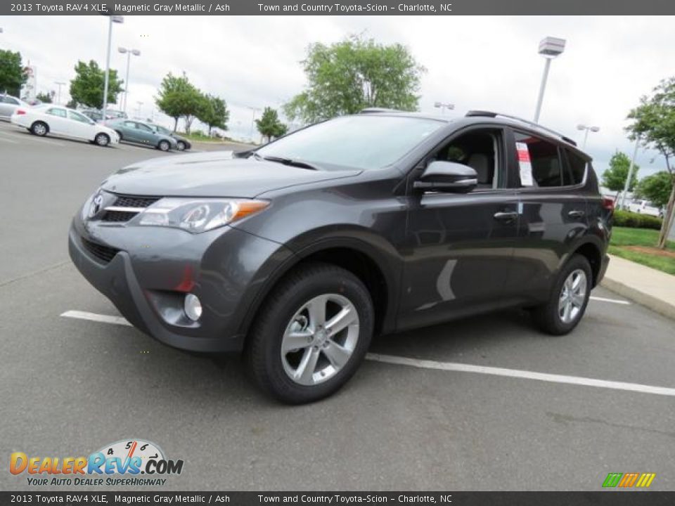 2013 Toyota RAV4 XLE Magnetic Gray Metallic / Ash Photo #3