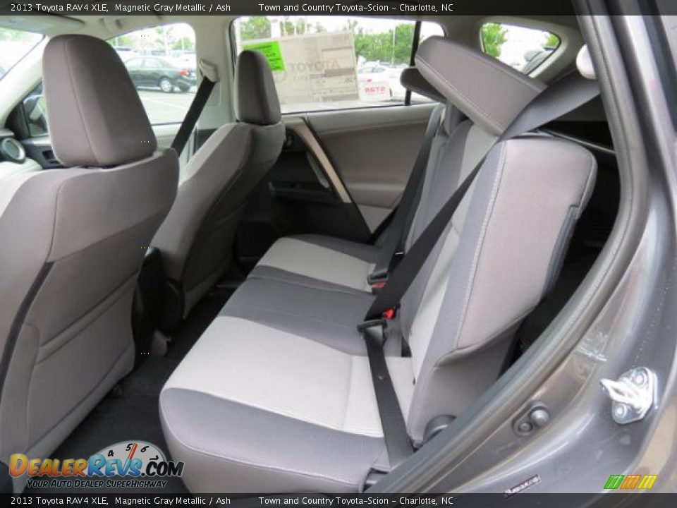 2013 Toyota RAV4 XLE Magnetic Gray Metallic / Ash Photo #6