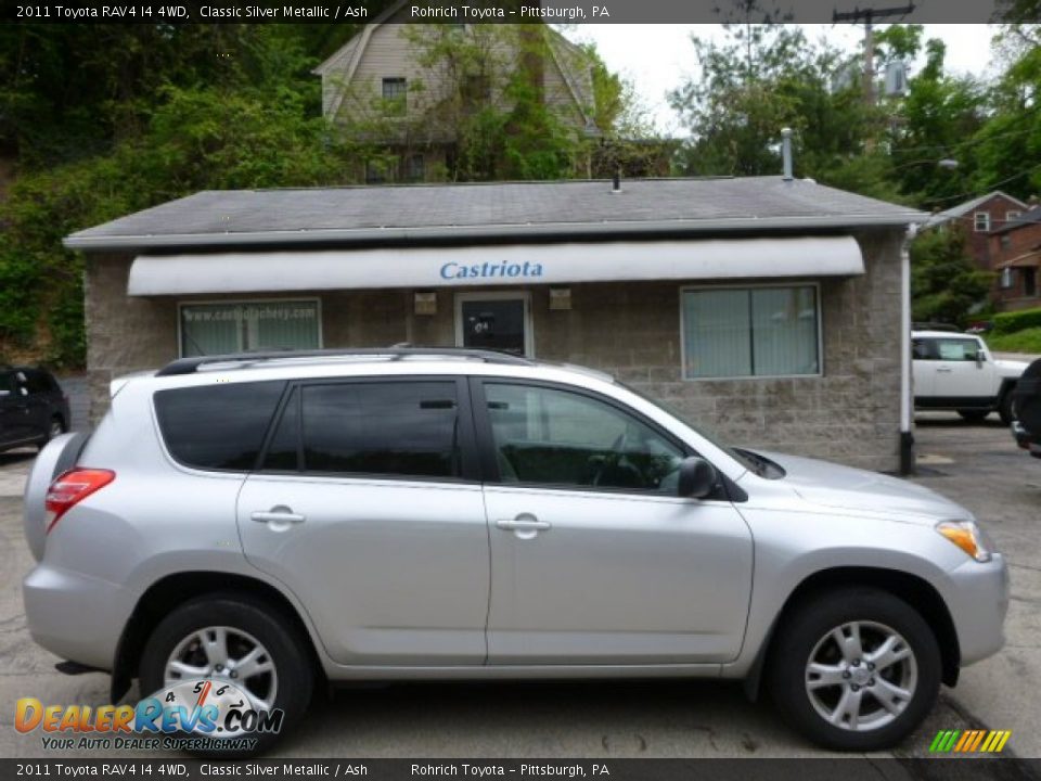 2011 Toyota RAV4 I4 4WD Classic Silver Metallic / Ash Photo #10
