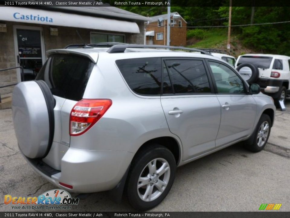 2011 Toyota RAV4 I4 4WD Classic Silver Metallic / Ash Photo #11
