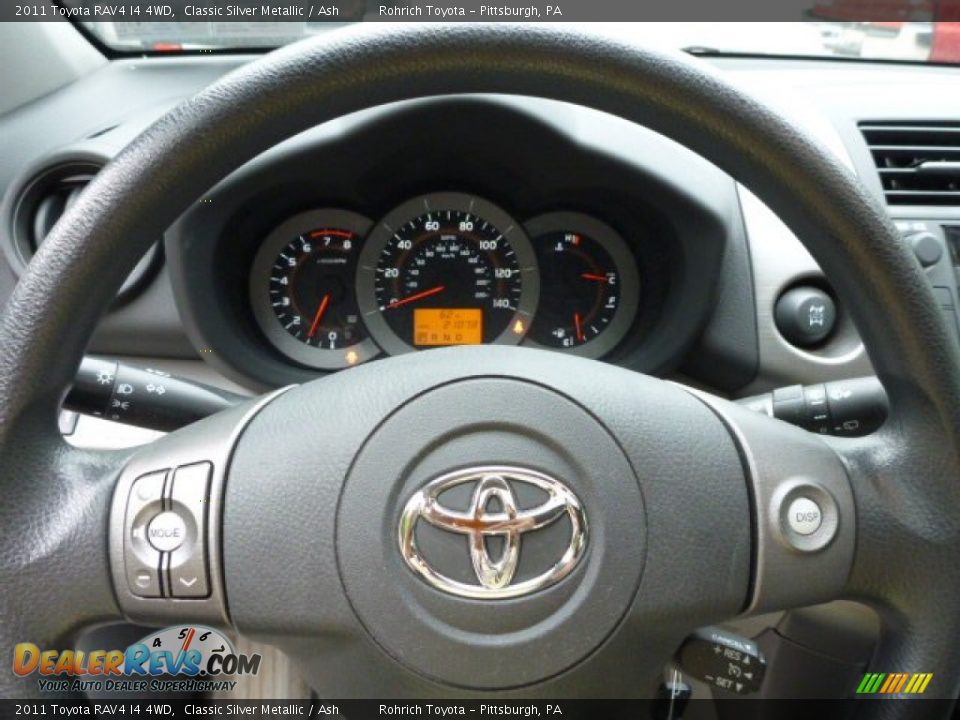 2011 Toyota RAV4 I4 4WD Classic Silver Metallic / Ash Photo #18
