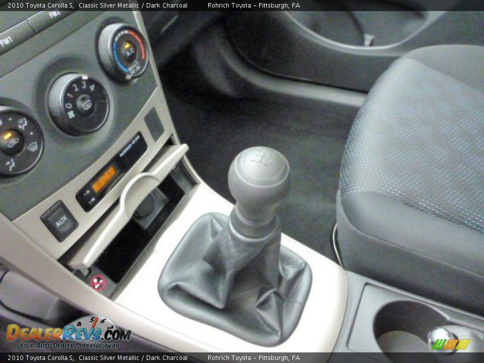 2010 Toyota Corolla S Classic Silver Metallic / Dark Charcoal Photo #18