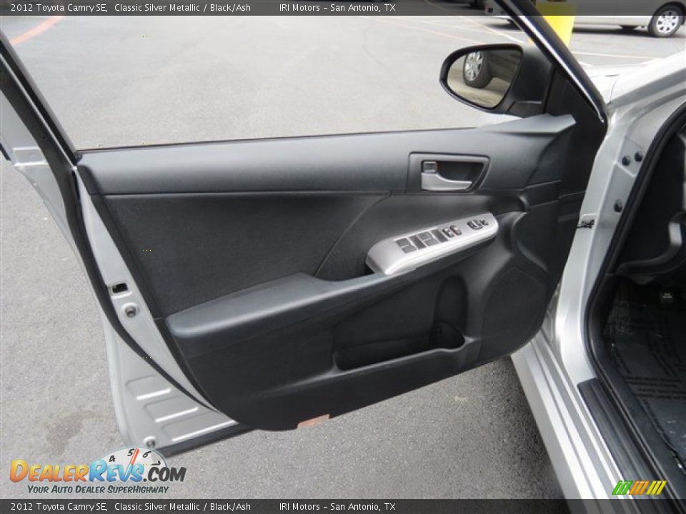 2012 Toyota Camry SE Classic Silver Metallic / Black/Ash Photo #10