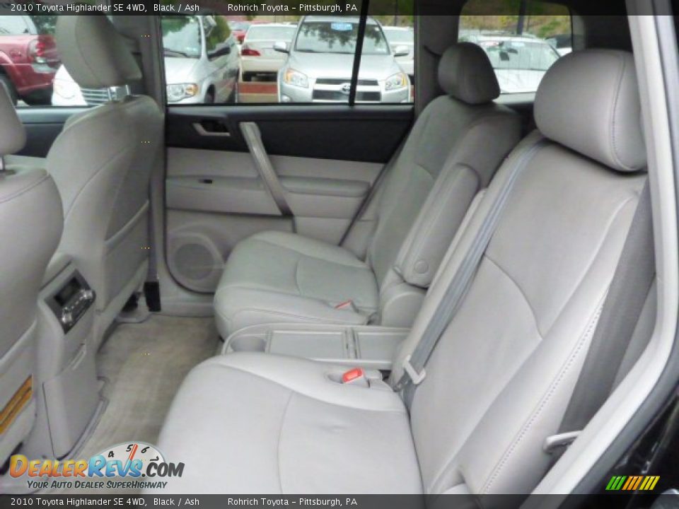 2010 Toyota Highlander SE 4WD Black / Ash Photo #5