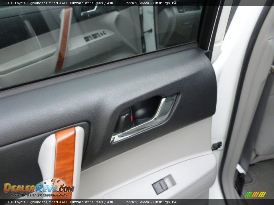 2010 Toyota Highlander Limited 4WD Blizzard White Pearl / Ash Photo #15