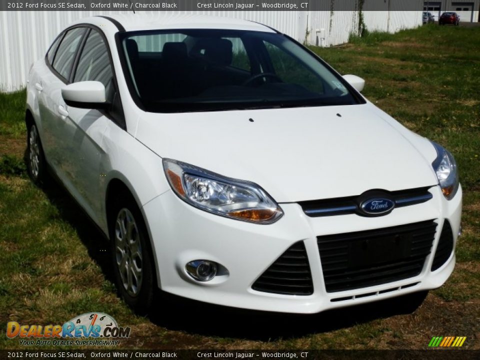 2012 Ford Focus SE Sedan Oxford White / Charcoal Black Photo #3