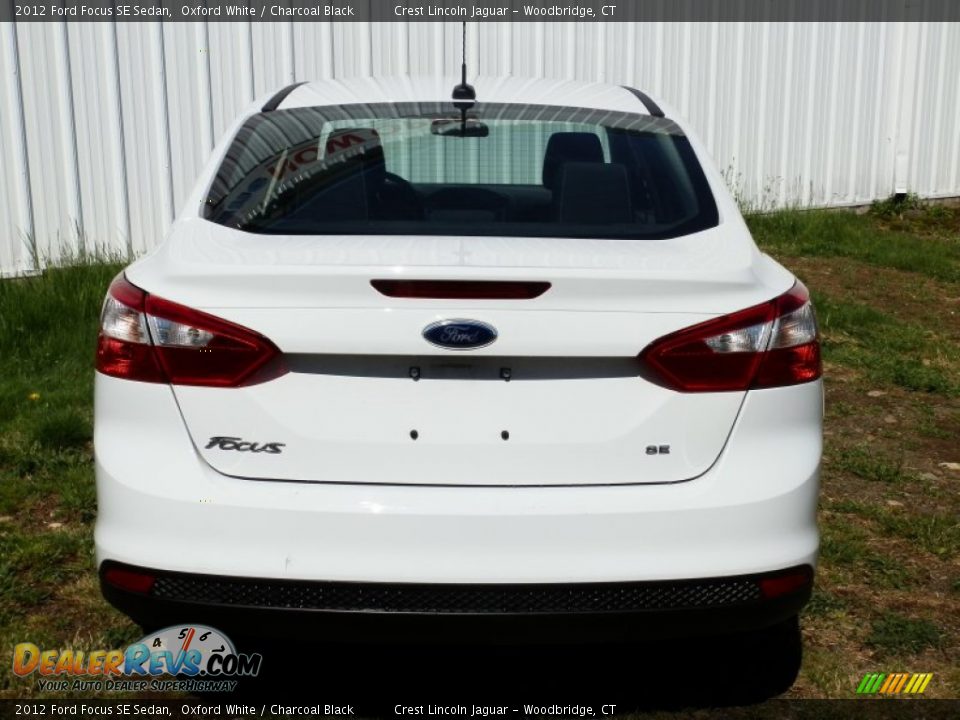 2012 Ford Focus SE Sedan Oxford White / Charcoal Black Photo #5