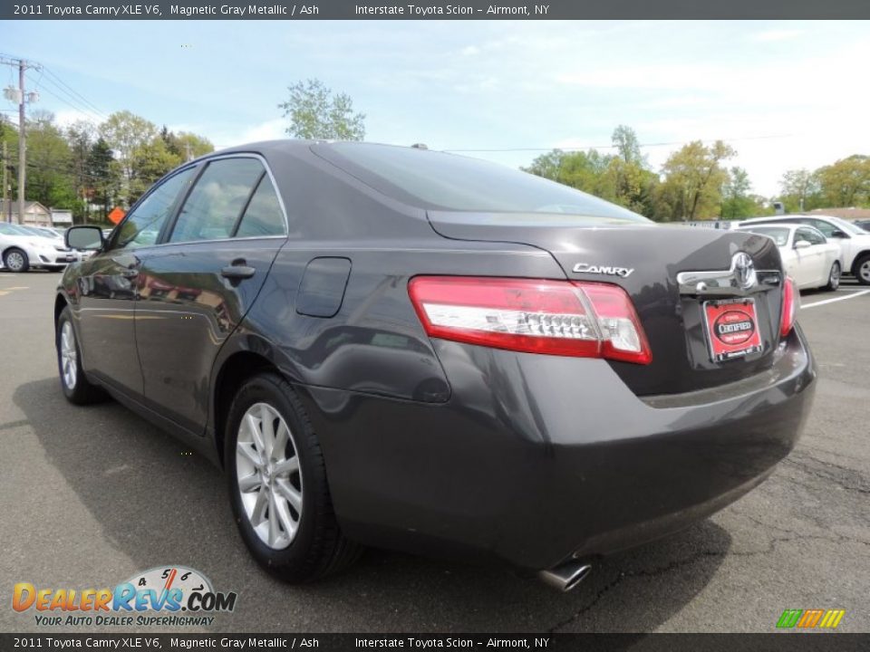 2011 Toyota Camry XLE V6 Magnetic Gray Metallic / Ash Photo #6