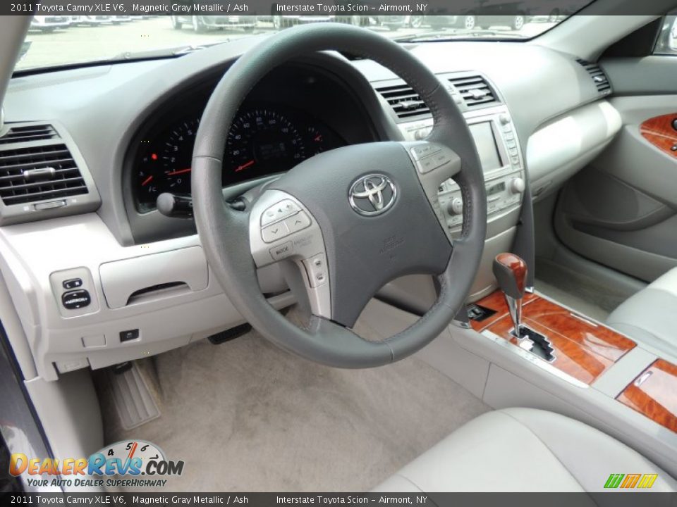 2011 Toyota Camry XLE V6 Magnetic Gray Metallic / Ash Photo #9