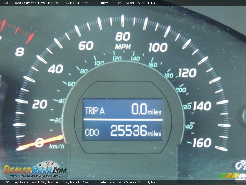 2011 Toyota Camry XLE V6 Magnetic Gray Metallic / Ash Photo #14