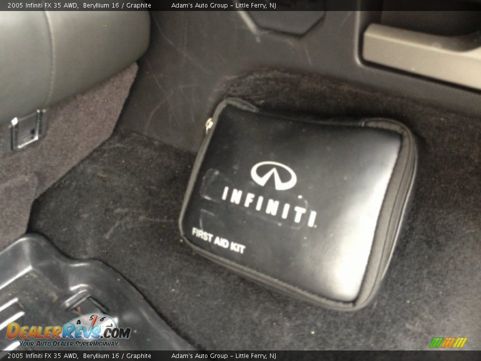 2005 Infiniti FX 35 AWD Beryllium 16 / Graphite Photo #28